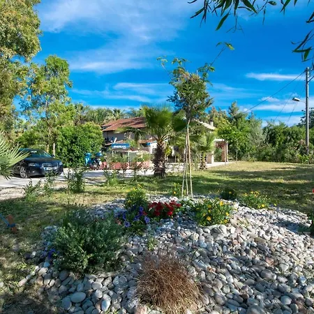 Casa Messinis Holiday home *