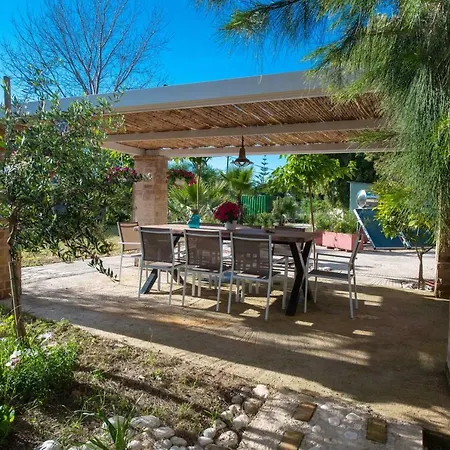 Casa Messinis *